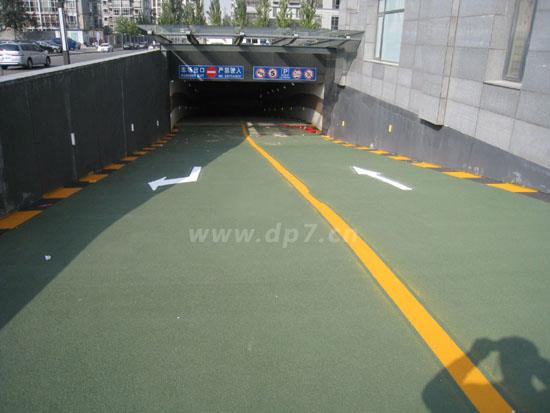鋪砂止滑坡道地坪-歐進(jìn)建材m.zsjkw.cn